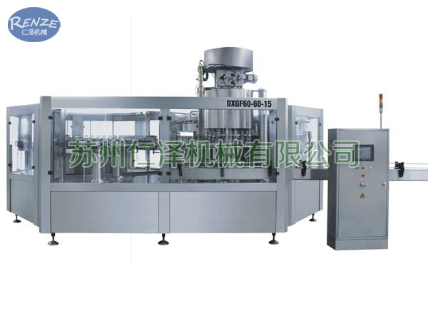22000，24000瓶/時 沖瓶灌裝旋蓋三合一機(jī)組